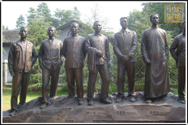 人物銅雕塑鑄造.jpg