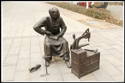 修鞋匠雕塑|修鞋匠銅像價格